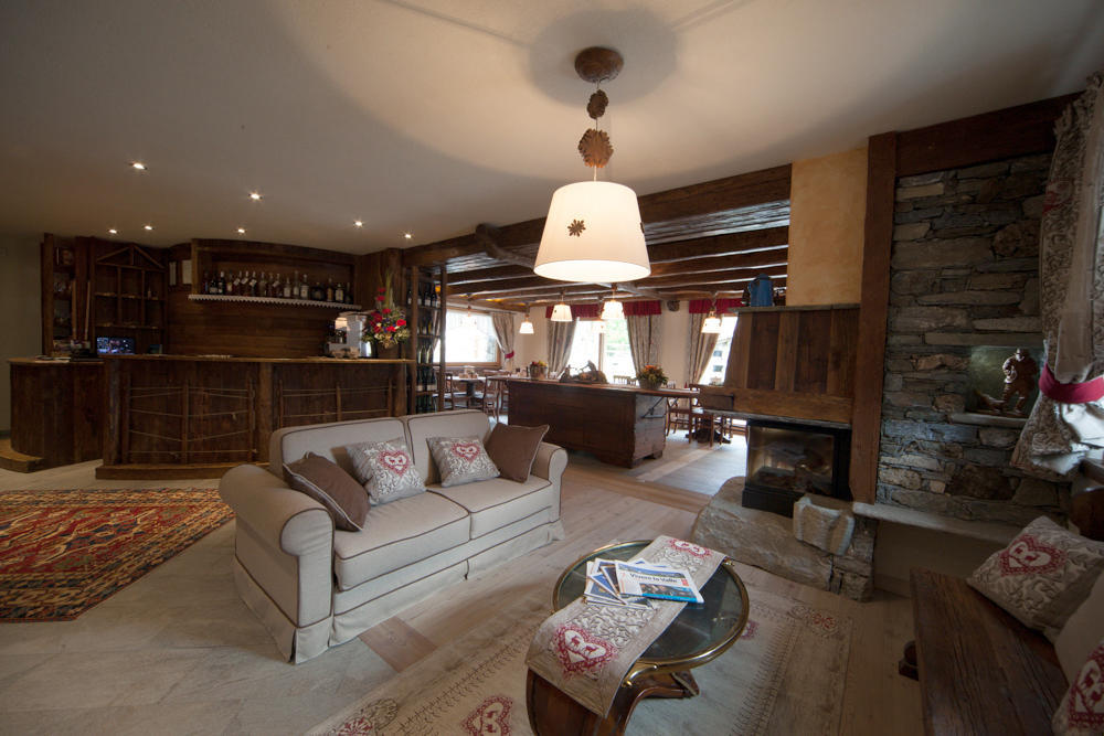 Hotel Relais du Berger à Gressan Extérieur photo
